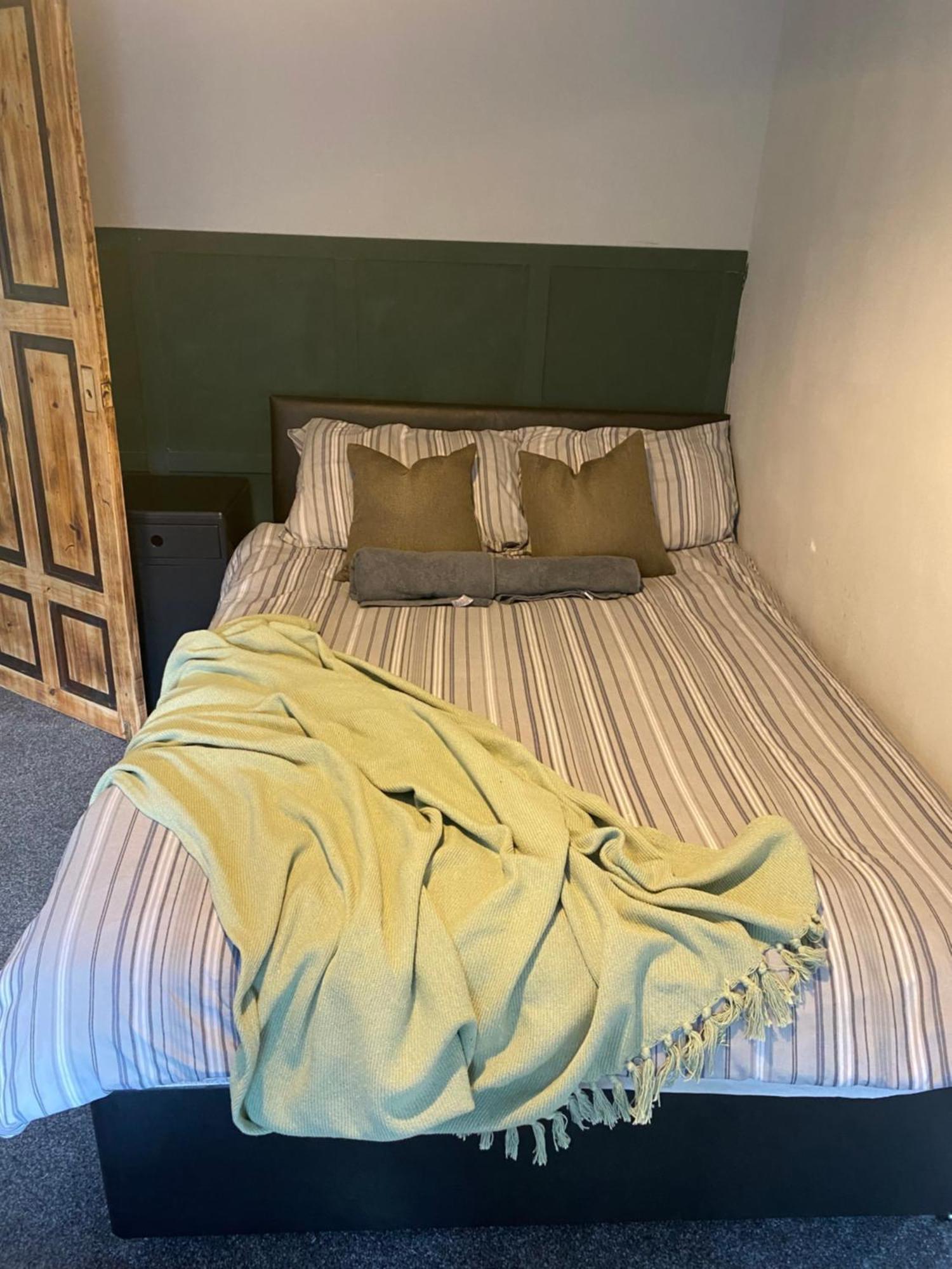 Mountain View Two Bedroom Llwynypia Kültér fotó