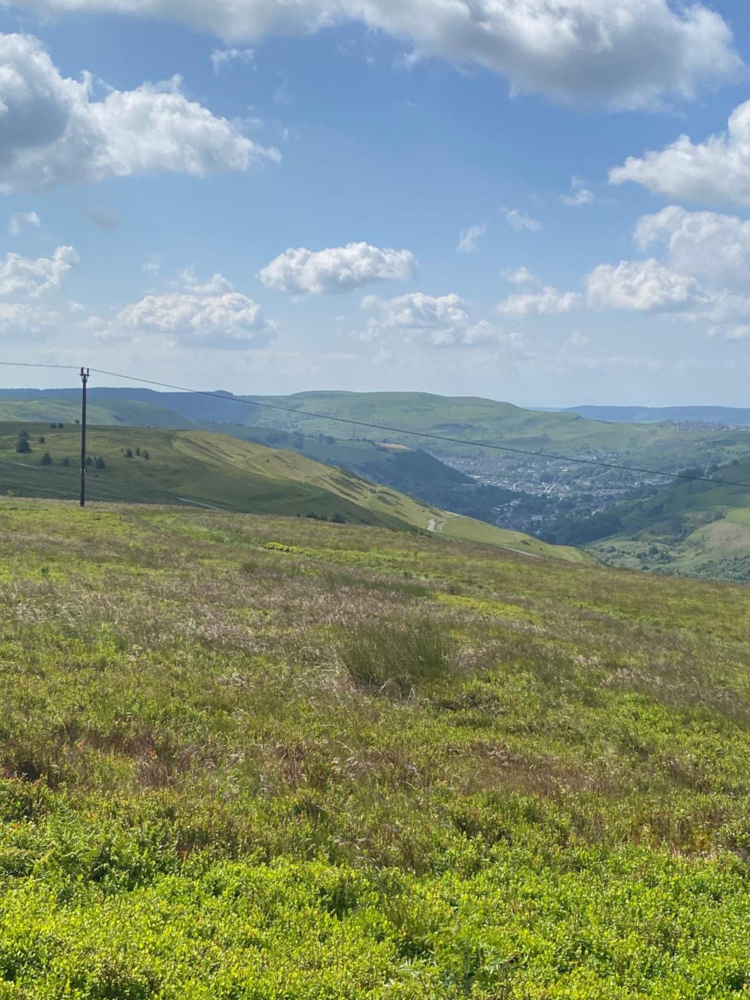 Mountain View Two Bedroom Llwynypia Kültér fotó