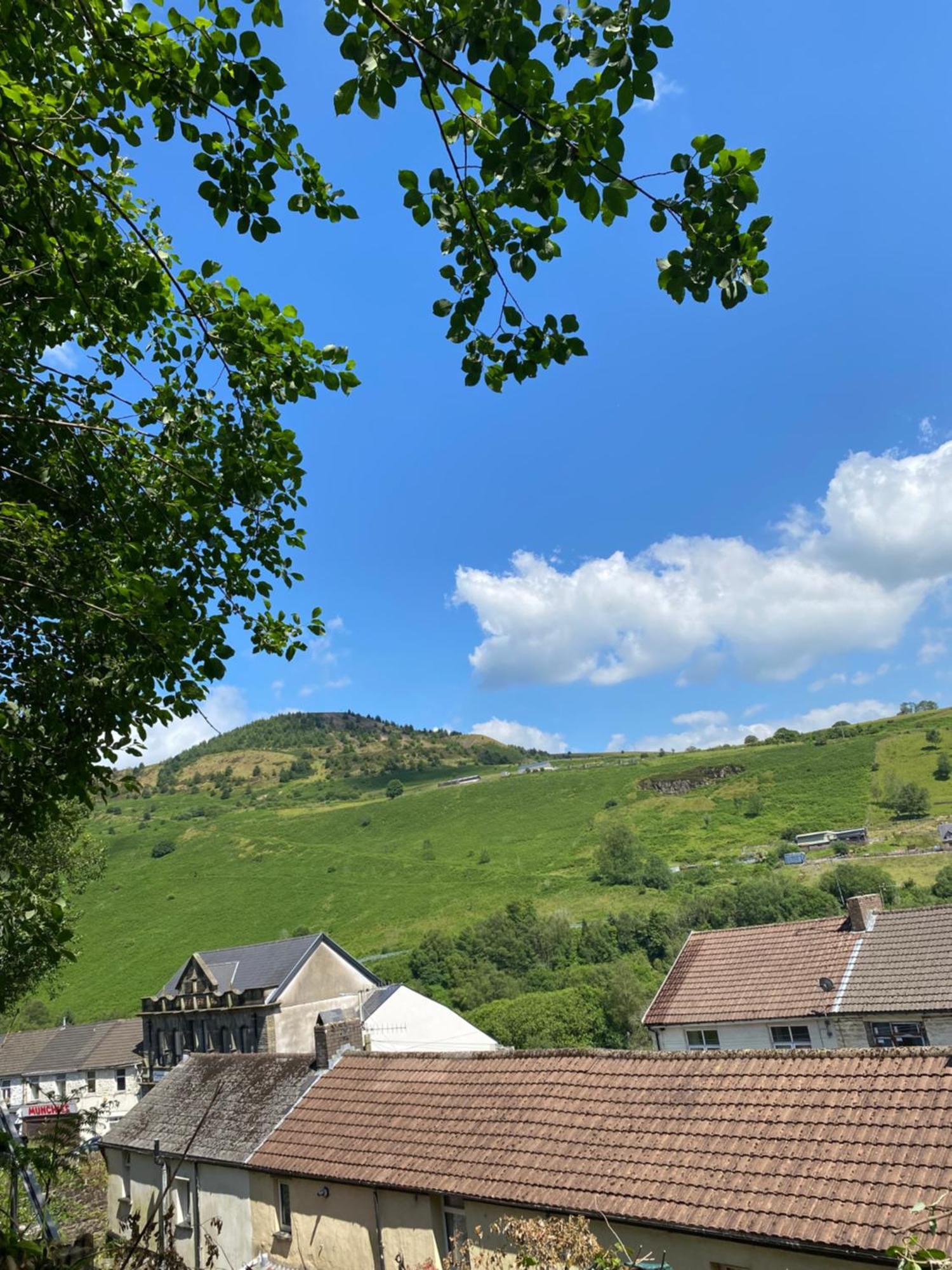 Mountain View Two Bedroom Llwynypia Kültér fotó